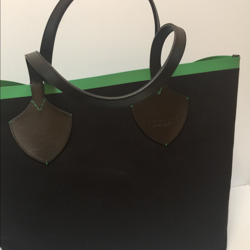 Burberry Graffiti Print Tote - Picture 3 of 3